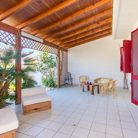 Villetta Rossa With Garden - Happy Rentals Melendugno Luaran gambar