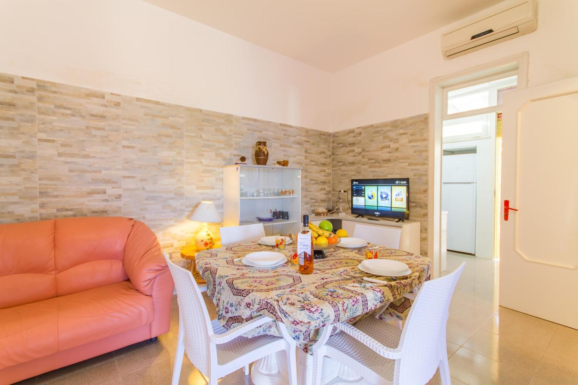 Villetta Rossa With Garden - Happy Rentals Melendugno Luaran gambar