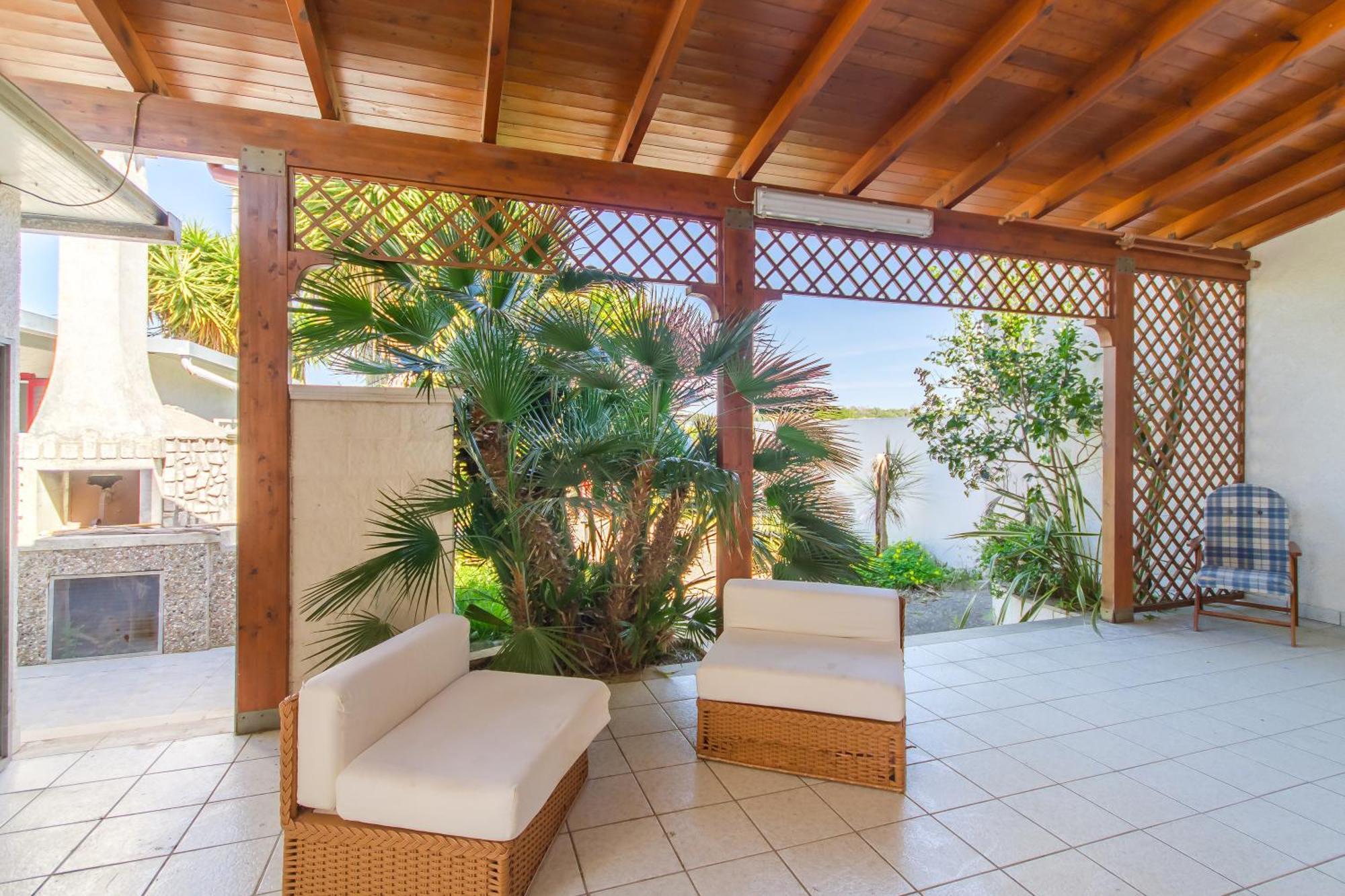 Villetta Rossa With Garden - Happy Rentals Melendugno Luaran gambar